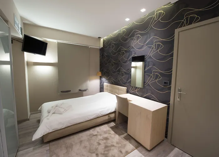 Castello Hotel Patras